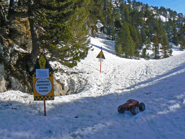 Cerrado, para que no pases sin pagar